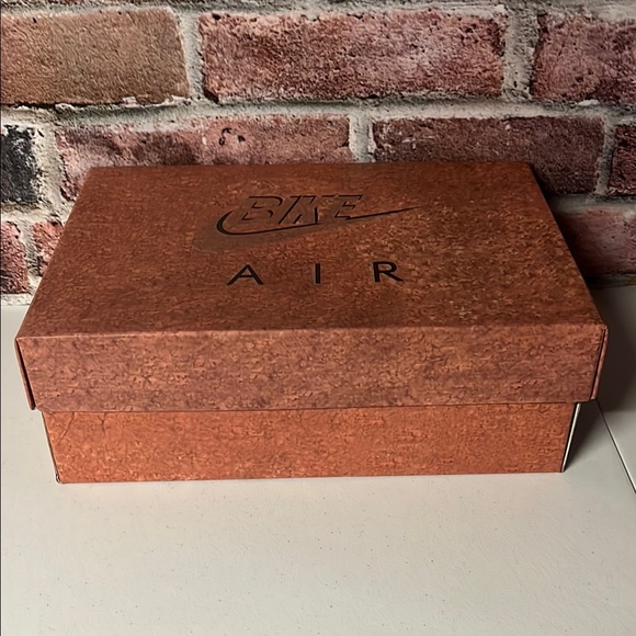 Jordan 4 Retro Nigel Sylvester Brick by Brick “Bike Air” - Picture 6 of 6